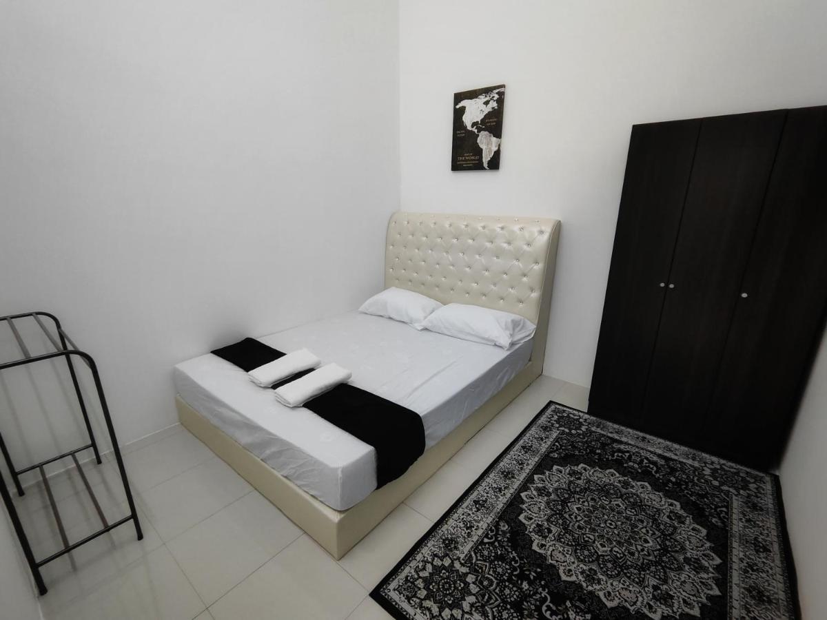 Rumah percutian Near Hospital 4bedroom 4air-cond 10pax Free Wi-fi Netflix *